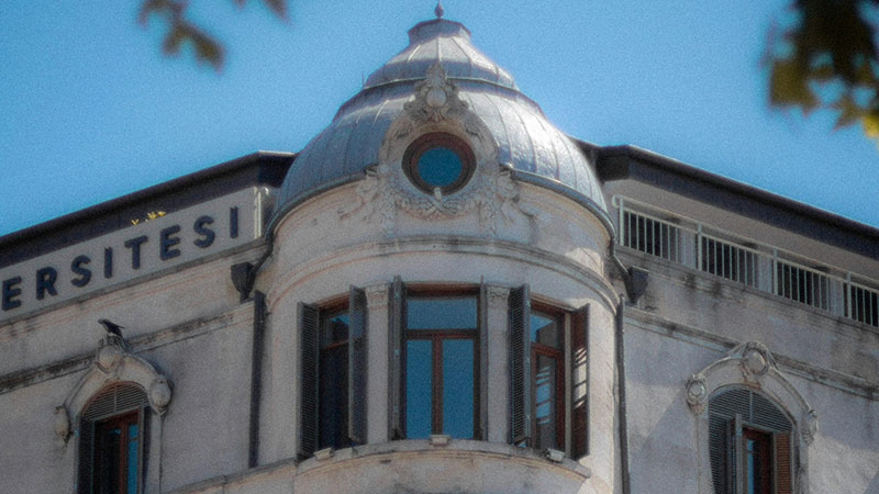 شبکه‌های علمی و ارتباطات بین‌المللی